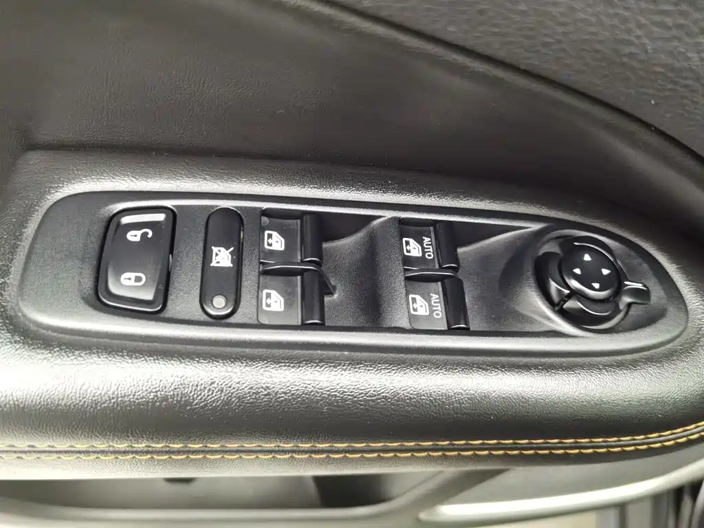Jeep Compass 2019 — фото 9
