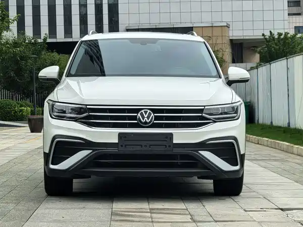 Volkswagen Tiguan L 2022