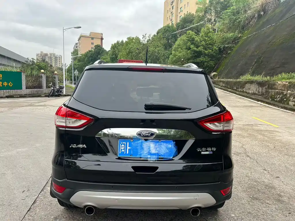 Ford Kuga 2015 — фото 4
