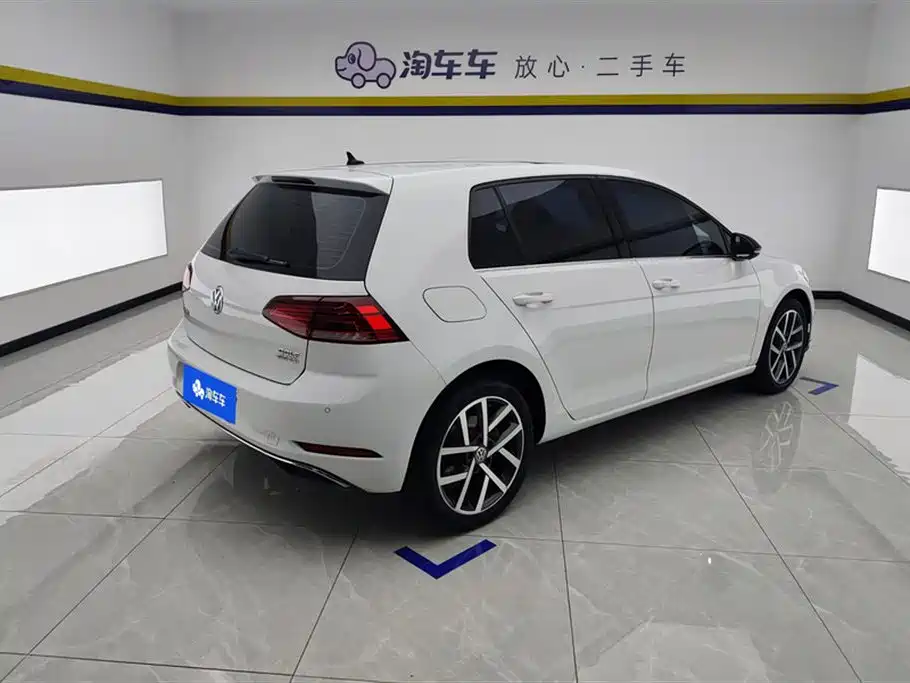 Volkswagen Golf 2020
