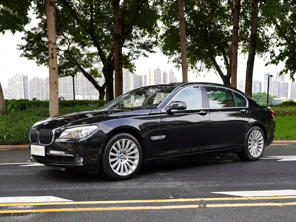 BMW 7 Series 2011