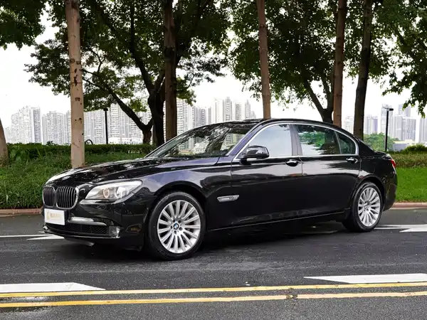 BMW 7 Series 2011