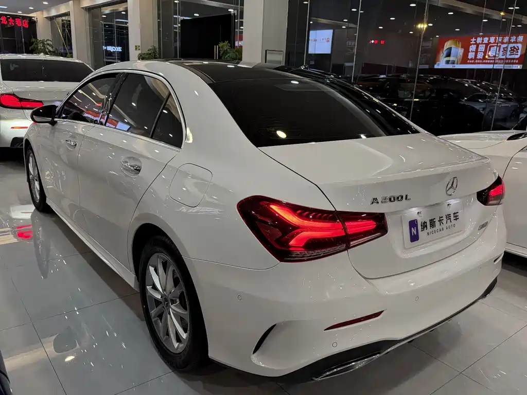 Mercedes-Benz A-Class 2020 — фото 17