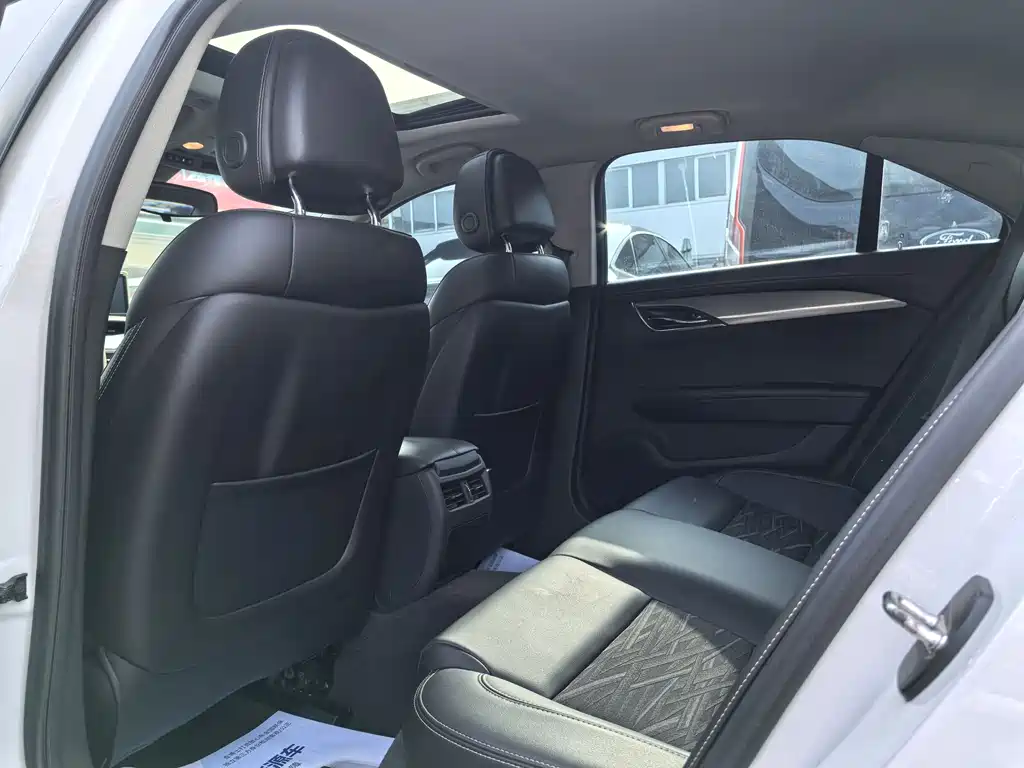 Cadillac ATS-L 2015 — фото 12