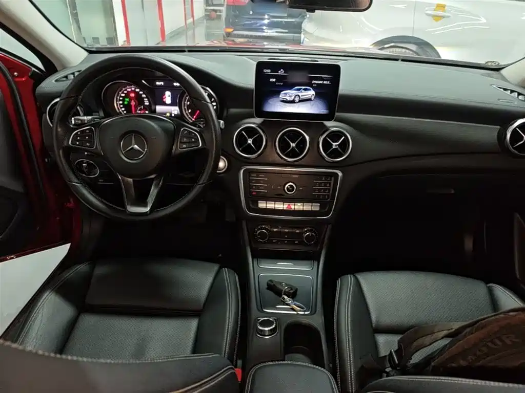 Mercedes-Benz GLA 2018 — фото 10