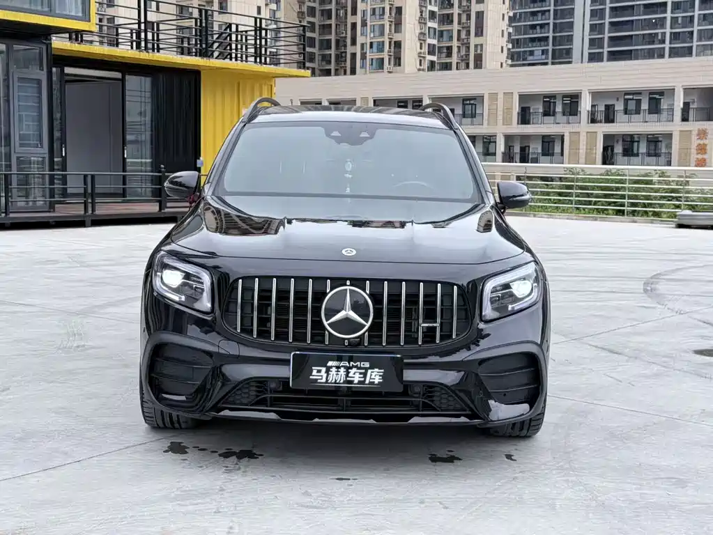 Mercedes-Benz GLB AMG 2023 — фото 2