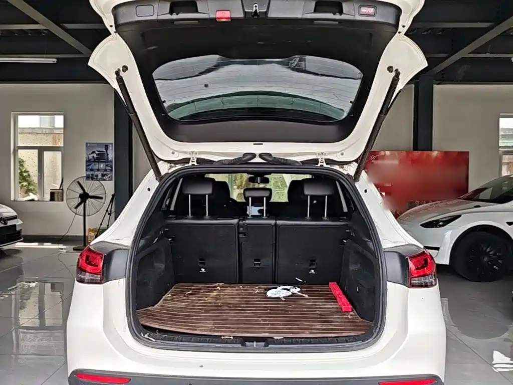 Mercedes-Benz GLA 2021 — фото 19