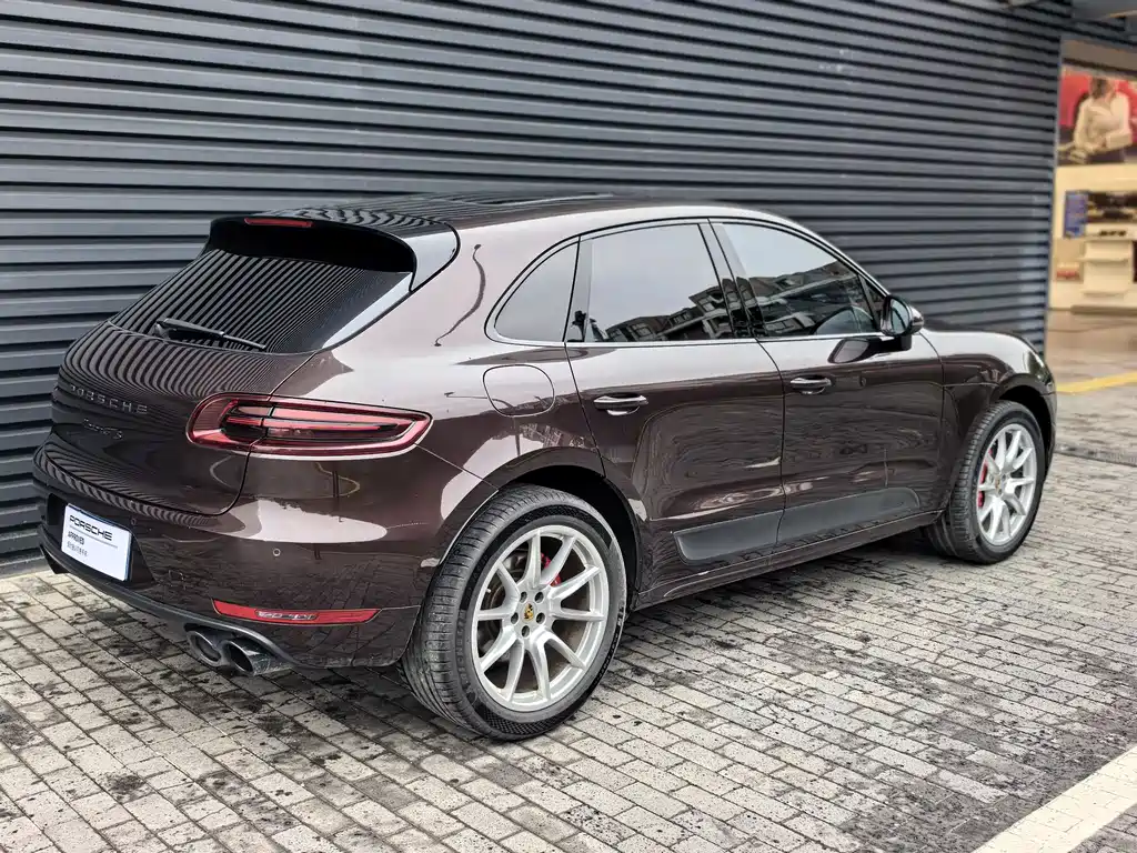 Porsche Macan 2016 — фото 8