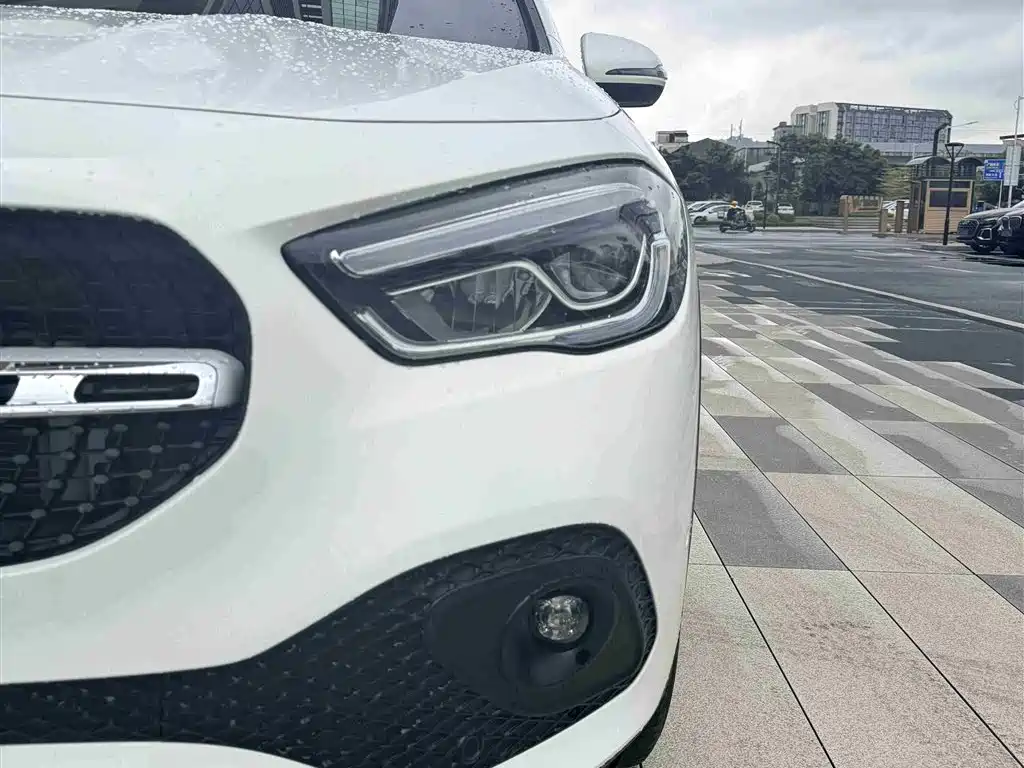 Mercedes-Benz GLA 2023 — фото 16