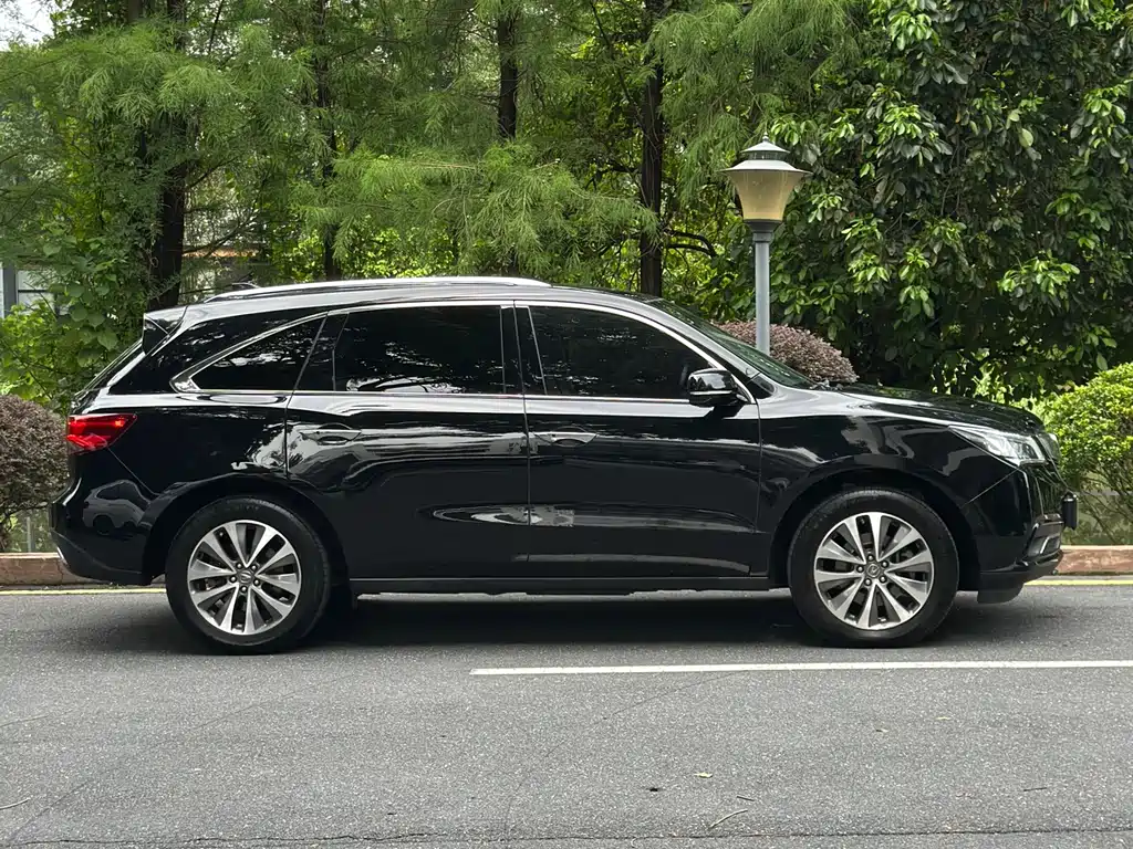 Acura MDX 2014
