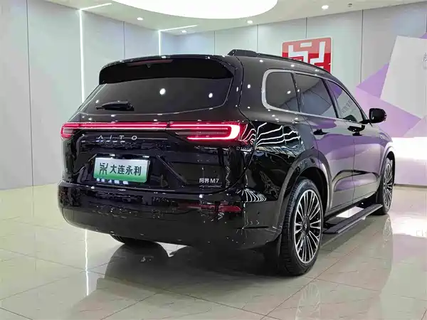 AITO M7 2024