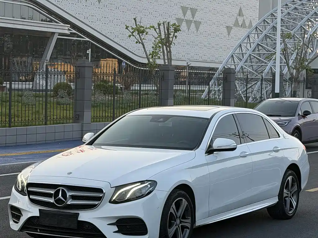 Mercedes-Benz E-Class 2016