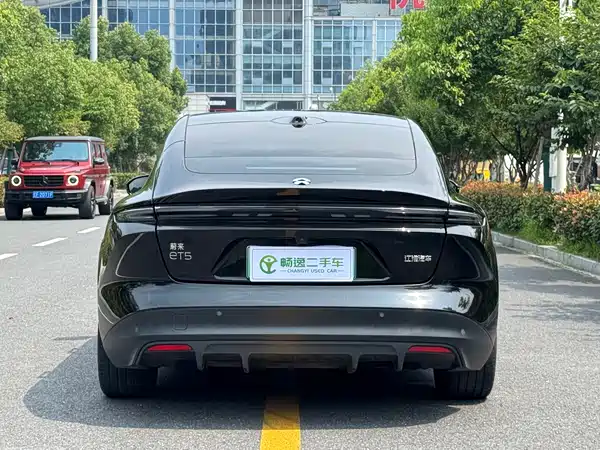 NIO ET5 2023