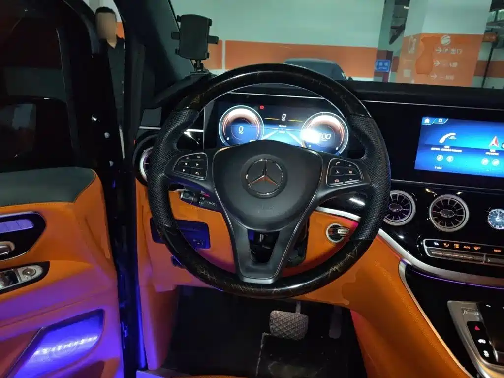 Mercedes-Benz Vito 2024