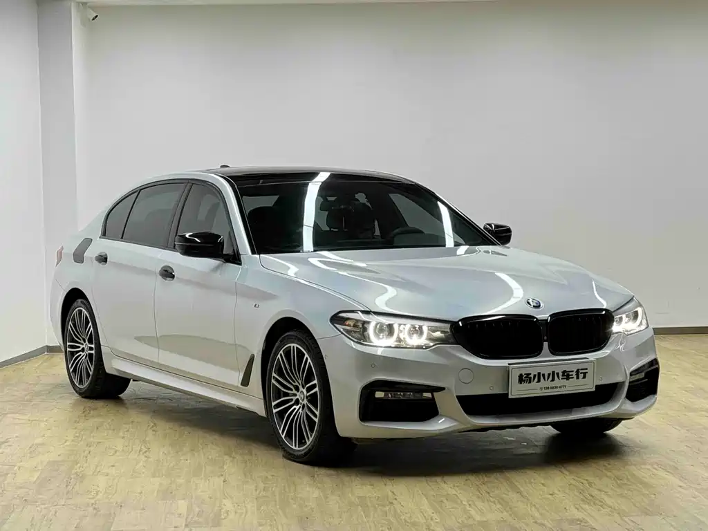 BMW 5 Series 2018 — фото 3