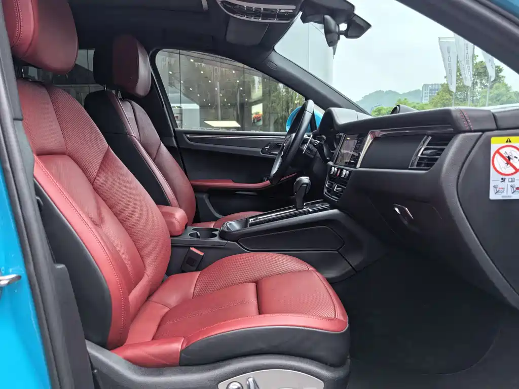 Porsche Macan 2023 — фото 11