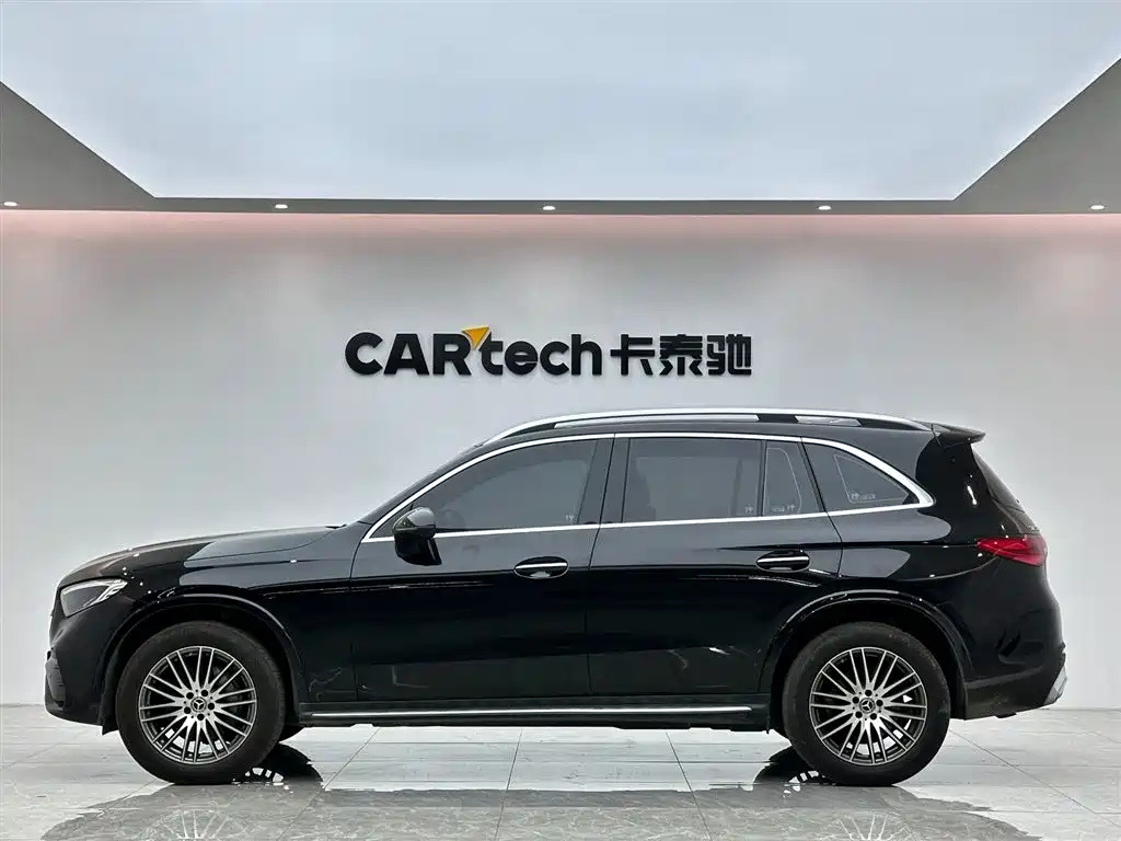 Mercedes-Benz GLC 2023 — фото 2