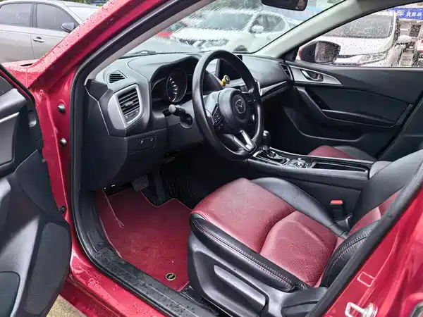 Mazda 3 Axela 2017