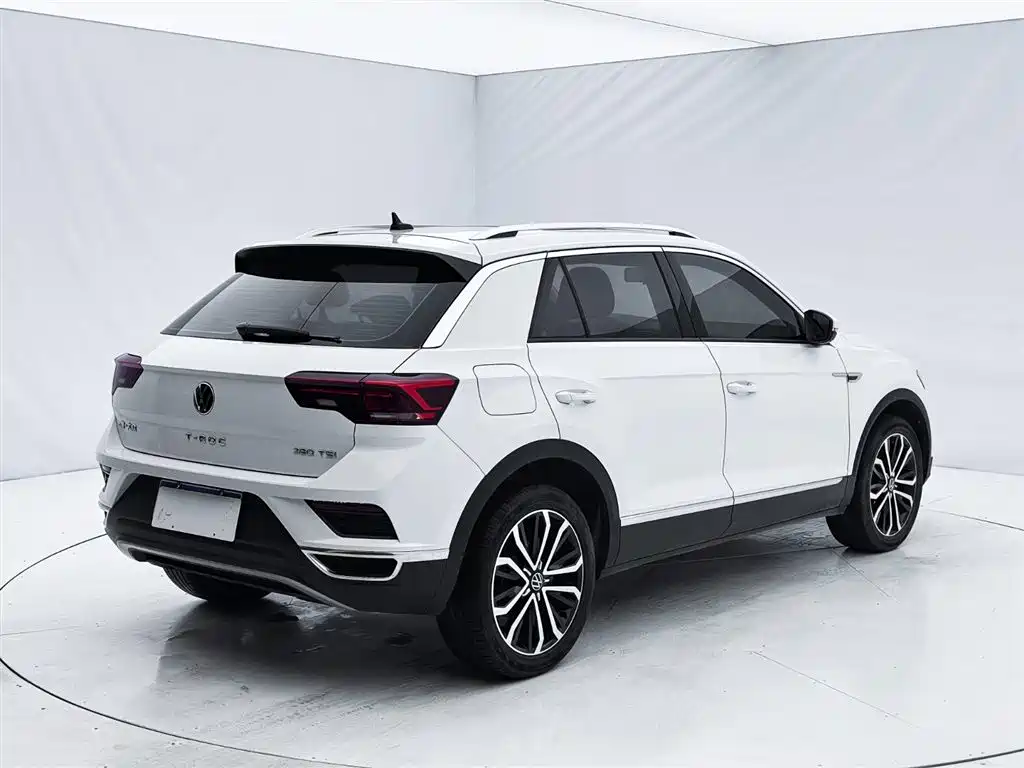 Volkswagen T-Roc 2021 — фото 6