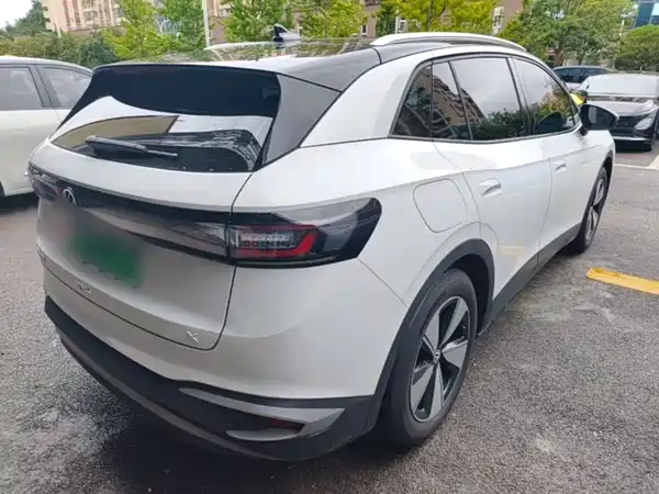 Volkswagen ID.4 X 2025
