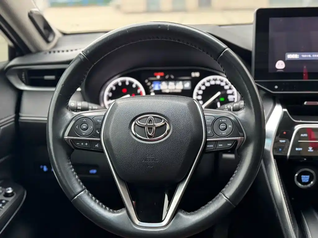 Toyota Venza 2022 — фото 20