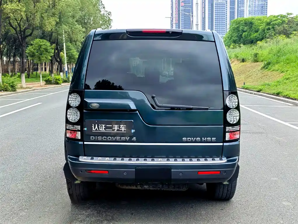 Land Rover Discovery 2013