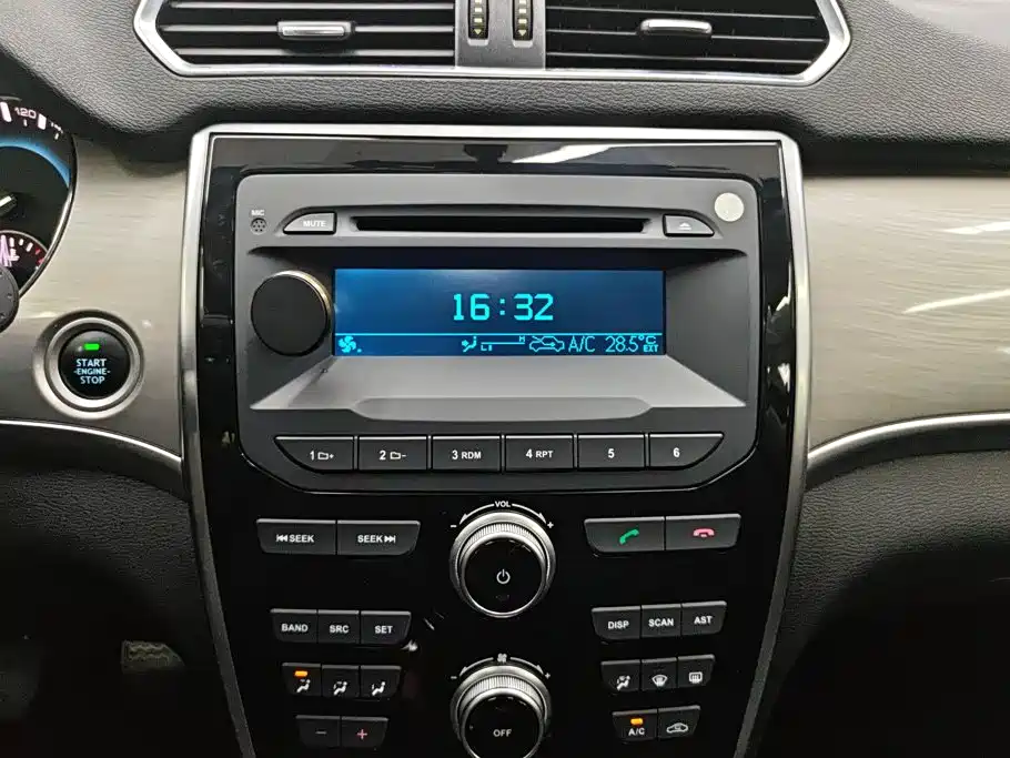 Haval H2 2017 — фото 13