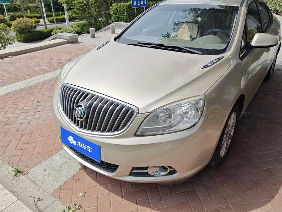 Buick Excelle 2014 — фото 2