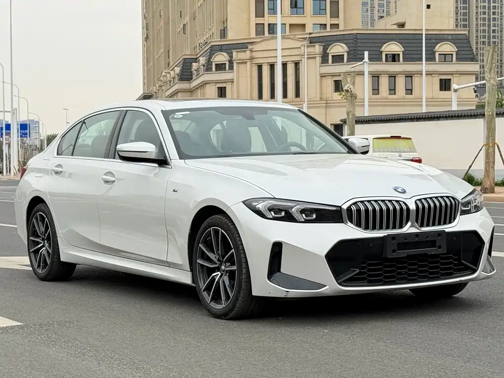 BMW 3 Series 2024