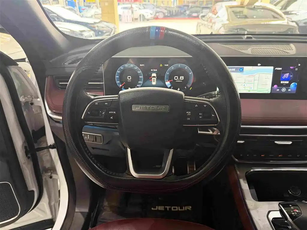 Jetour Jietu X70 PLUS 2024 — фото 14