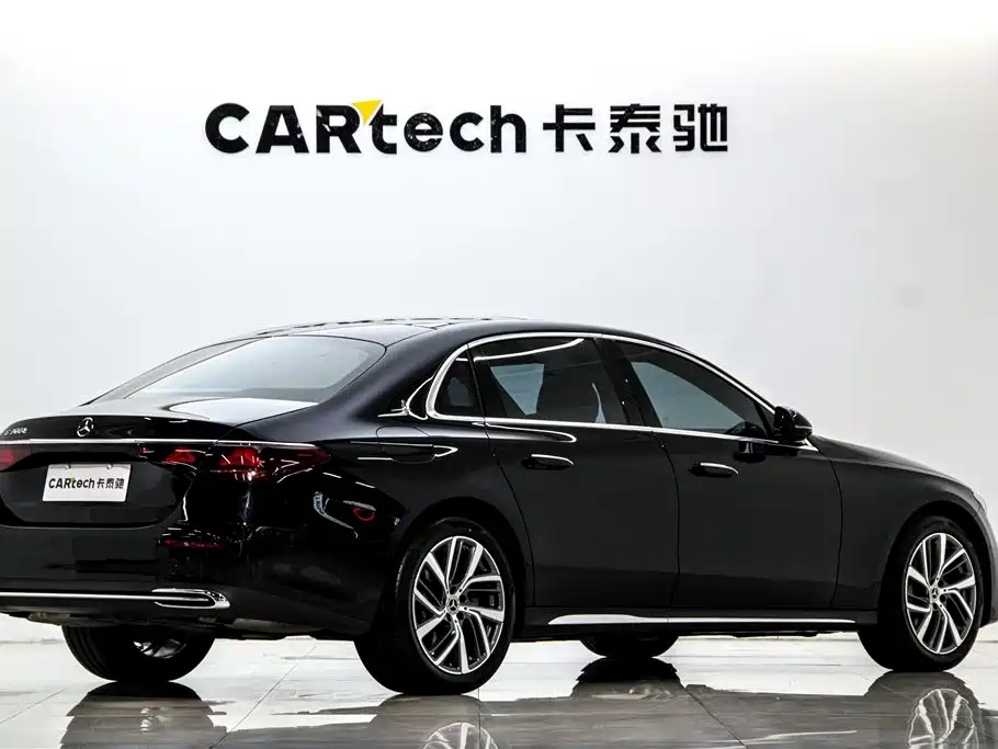 Mercedes-Benz E-Class 2025