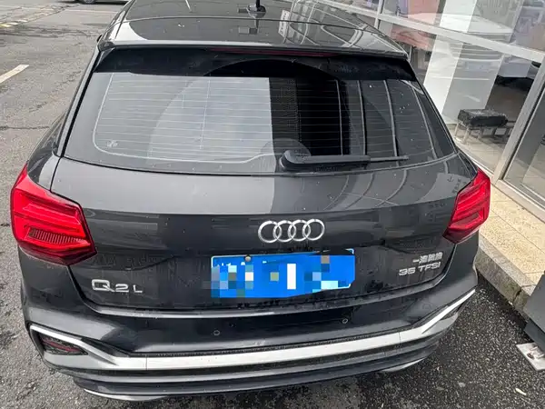 Audi Q2L 2022
