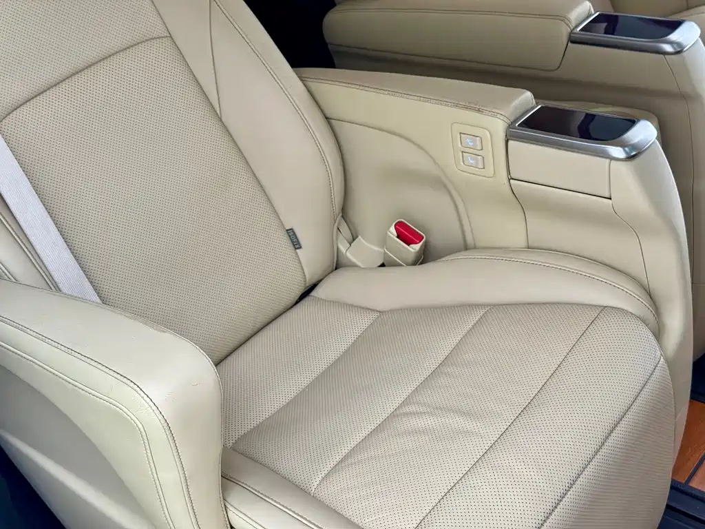 Toyota Alphard 2015 — фото 15