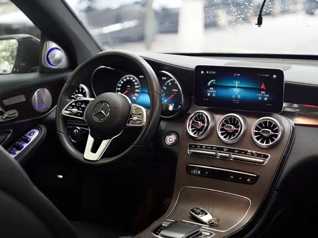 Mercedes-Benz GLC 2020