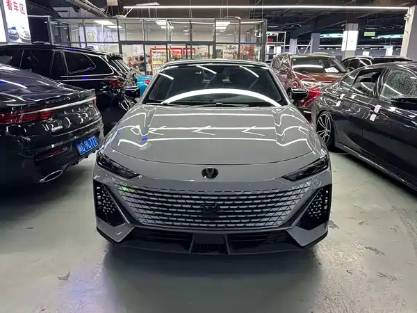 Changan UNI-V 2022