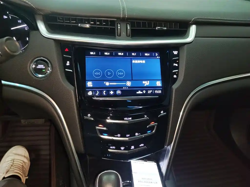Cadillac XTS 2019 — фото 13