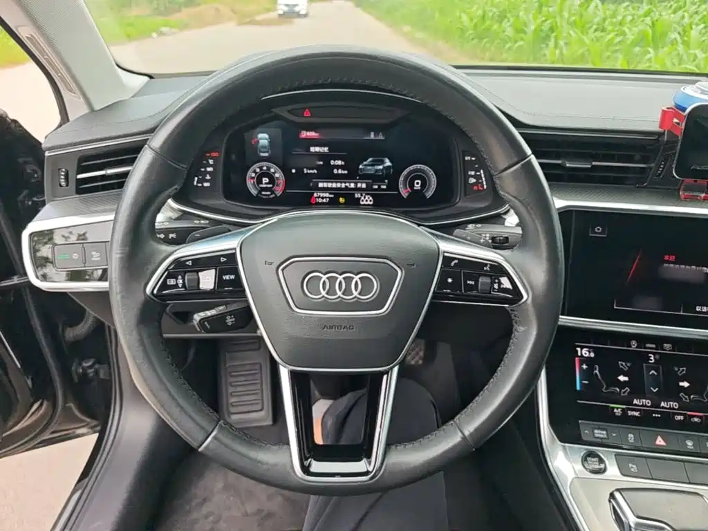 Audi A6L 2021 — фото 11