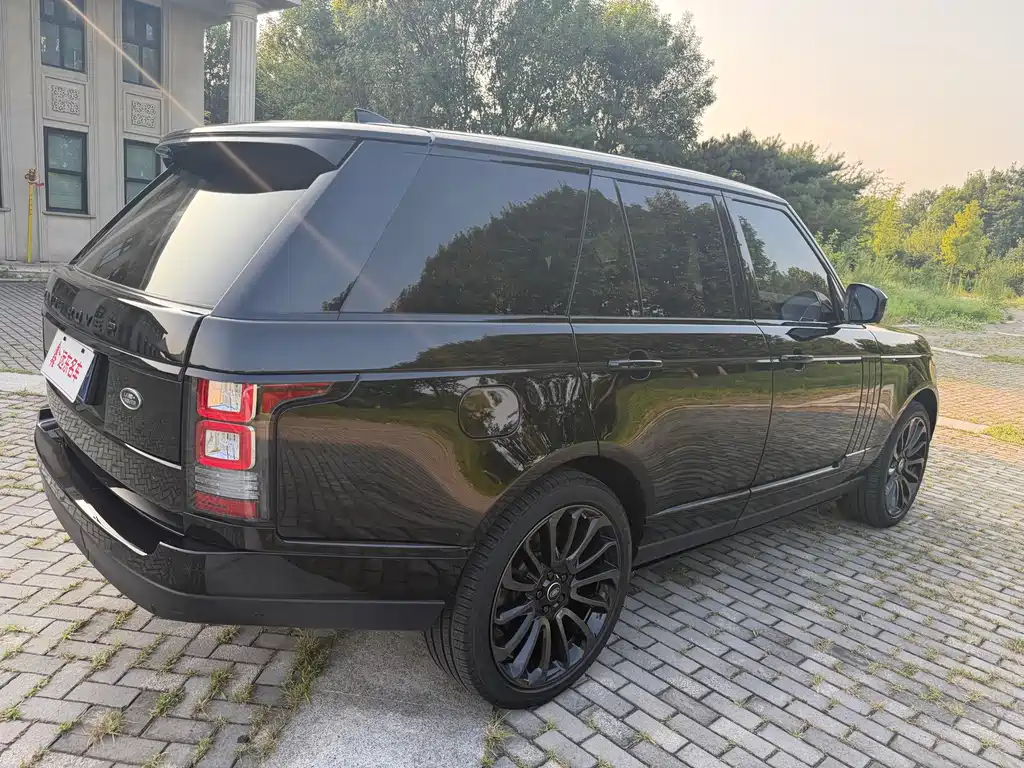 Land Rover Range Rover 2017 — фото 12
