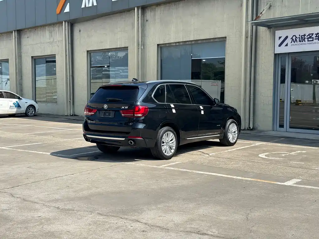 BMW X5 2017 — фото 13