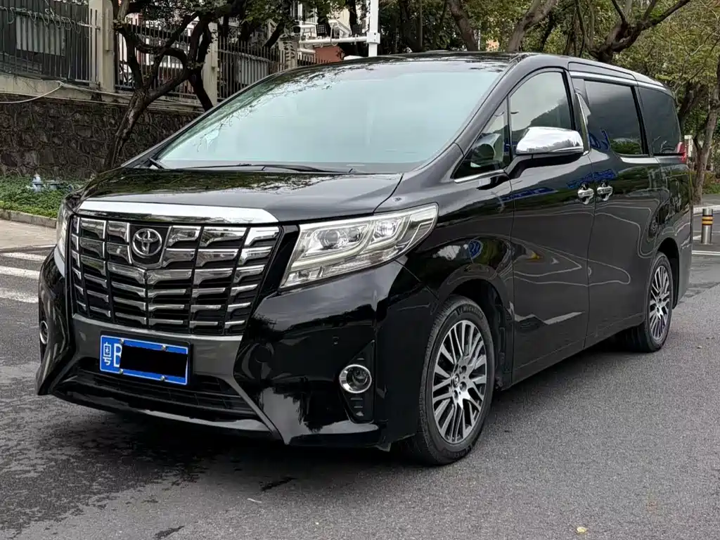 Toyota Alphard 2018 — фото 2