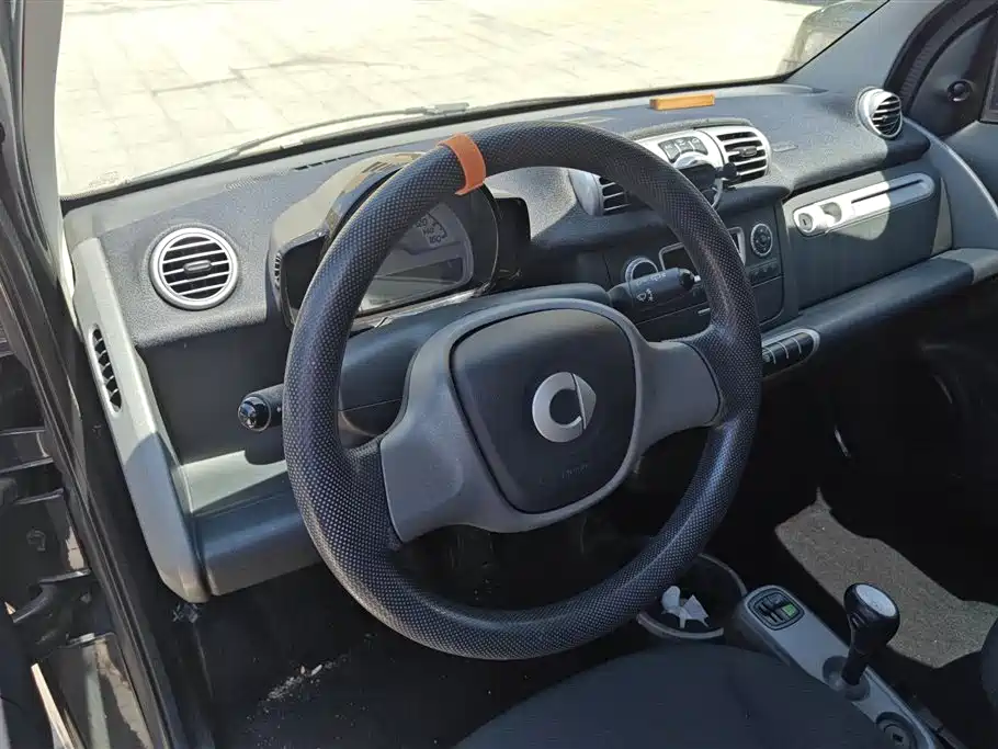 smart Fortwo 2012 — фото 15