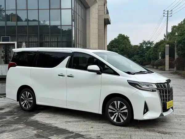 Toyota Alphard 2018