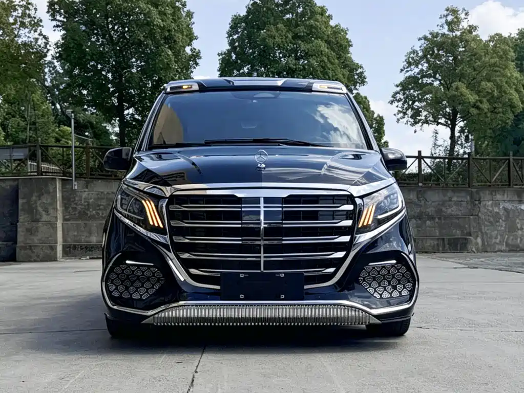 Mercedes-Benz Vito 2025 — фото 2