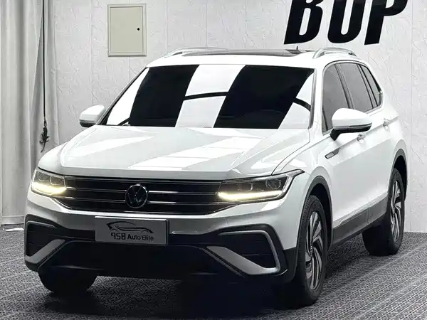 Volkswagen Tiguan L 2023