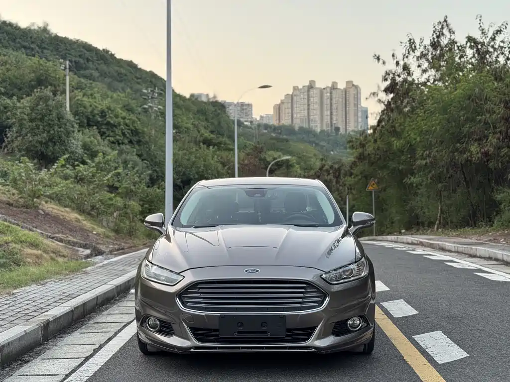 Ford Mondeo 2014 — фото 2