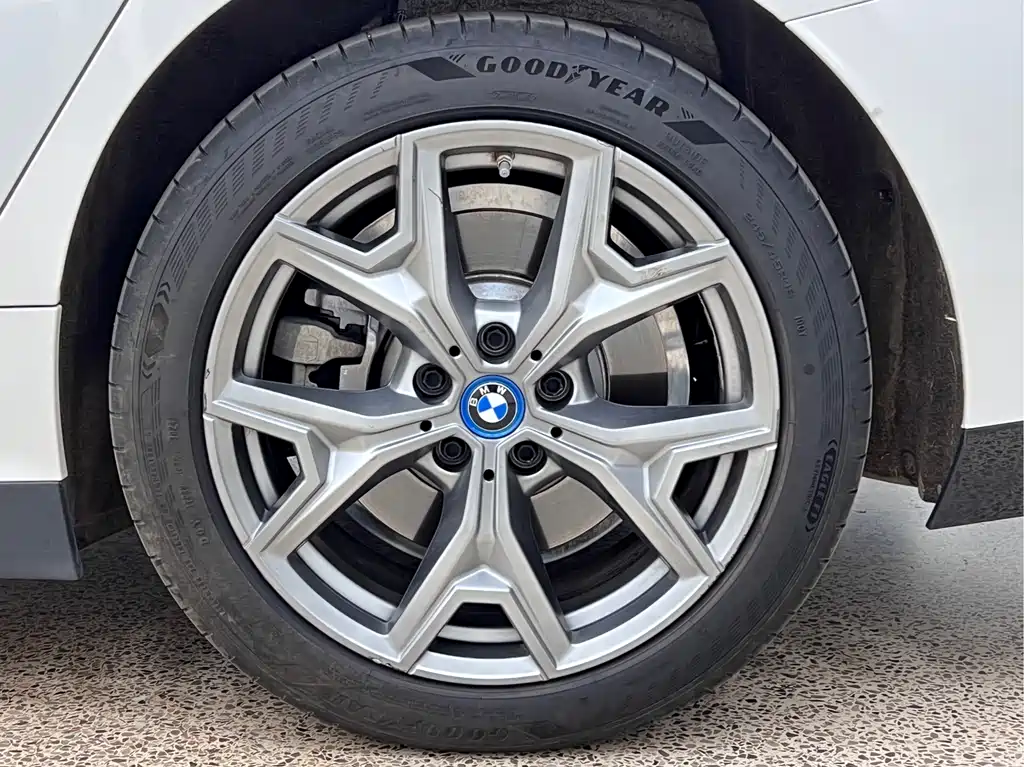 BMW i3 2023 — фото 9