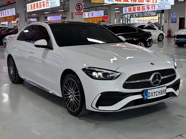 Mercedes-Benz C-Class 2025