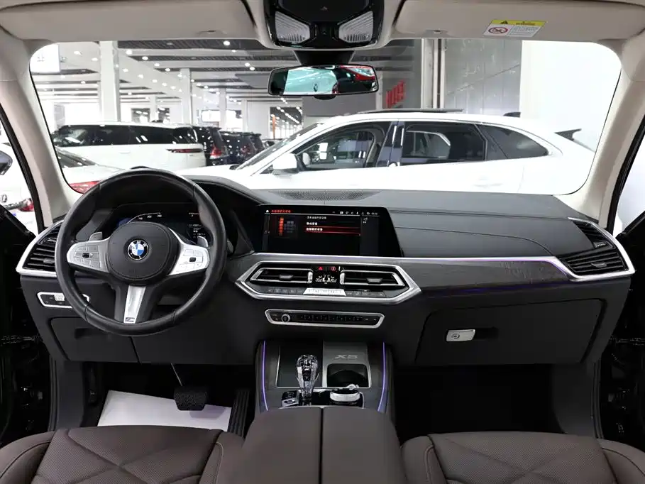 BMW X5 2022 — фото 9