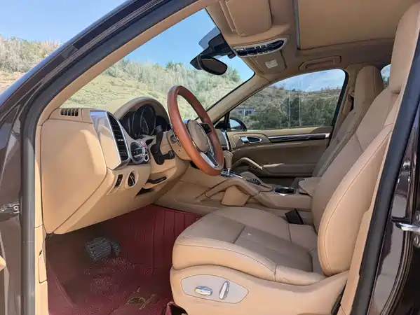 Porsche Cayenne 2017