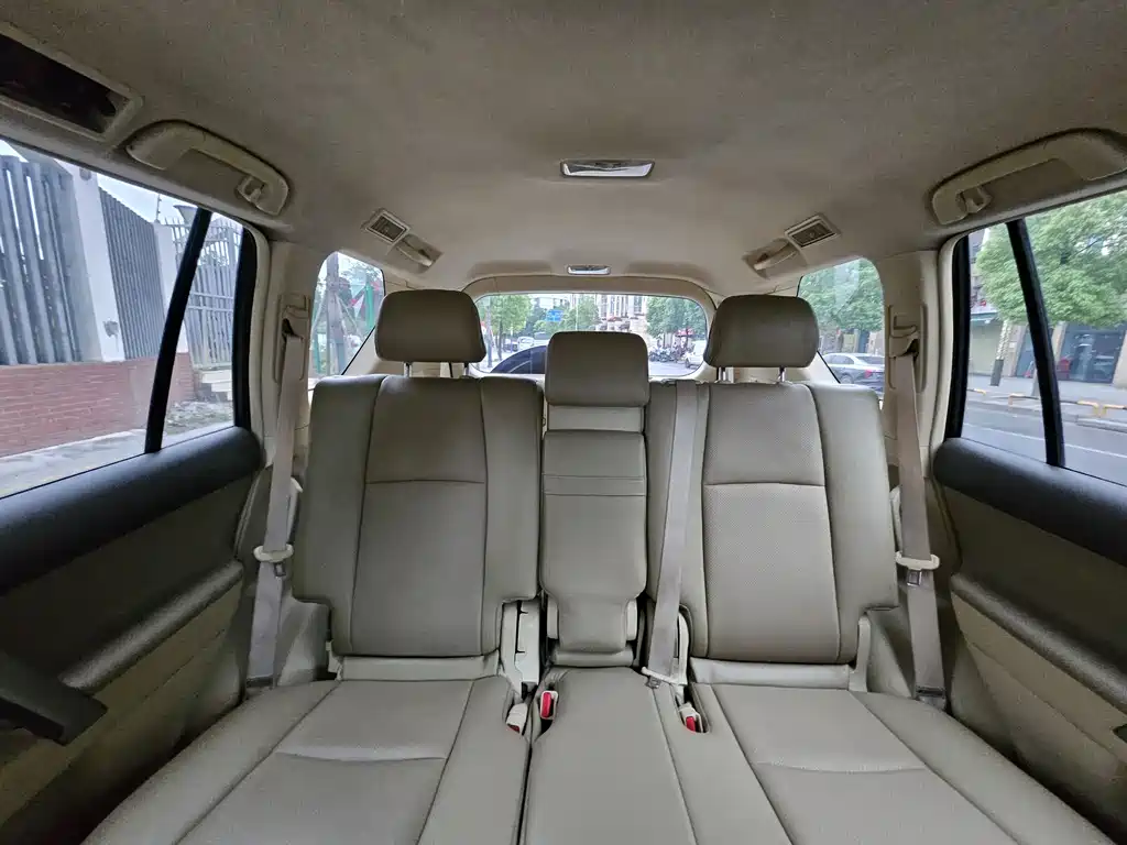 Toyota Prado 2015 — фото 18